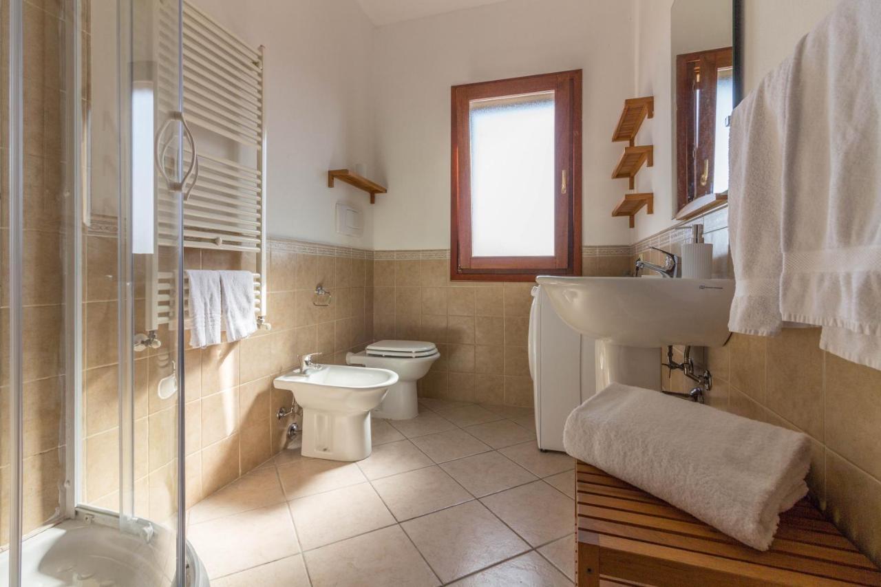 Olbia Bright Flat With Terrace & Private Parking!アパートメント エクステリア 写真