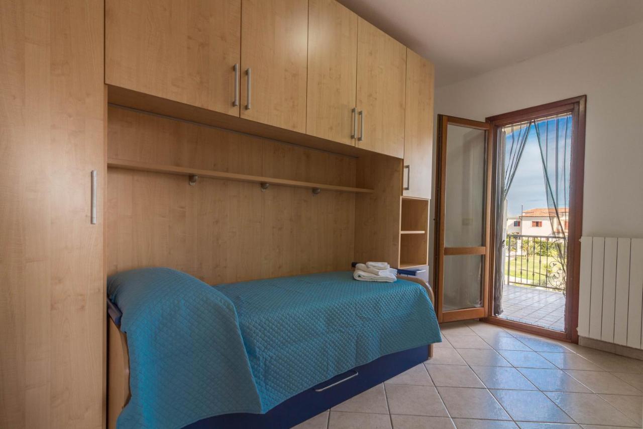 Olbia Bright Flat With Terrace & Private Parking!アパートメント エクステリア 写真